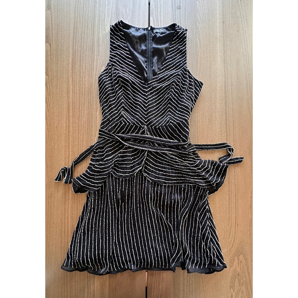 Parker Black Beaded Peplum Cocktail Dress Silver Black V-Neck Size 8 Dress